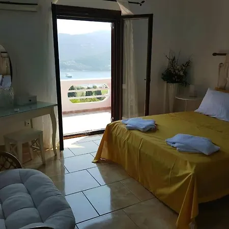 Villa Aspalathus Red, Pool And Panoramic Views To Fulfil Your Aegean Memories Skopelos