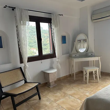 Aspalathus Red, Pool And Panoramic Views To Fulfil Your Aegean Memories