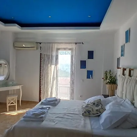 Aspalathus Red, Pool And Panoramic Views To Fulfil Your Aegean Memories Vilă Skopelos